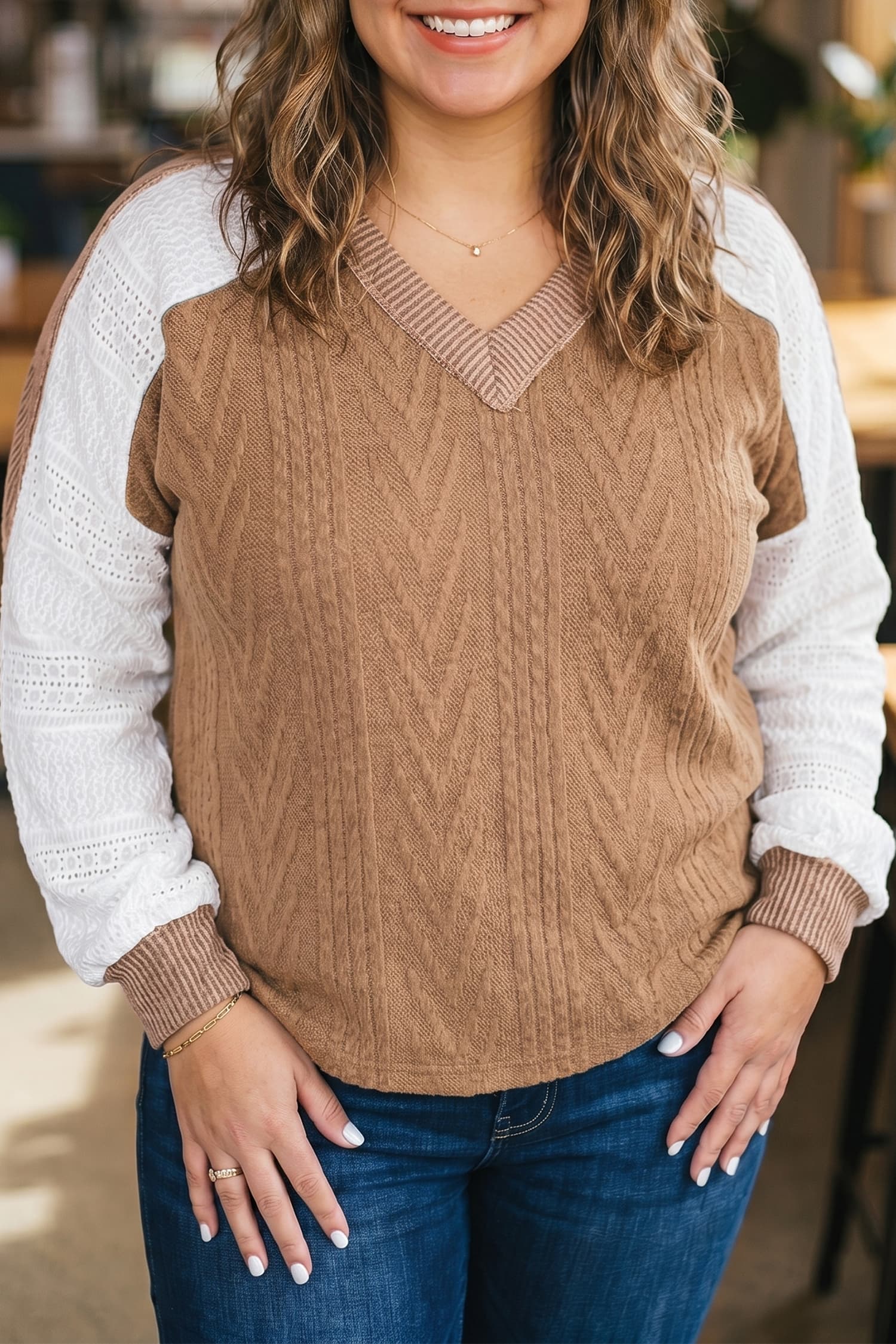 Marlow Lace-Sleeve Curve Top